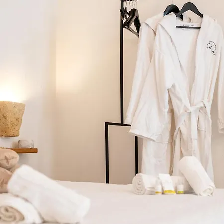 Le Perle Di Ba - With Jacuzzi In Polignano Polignano a Mare