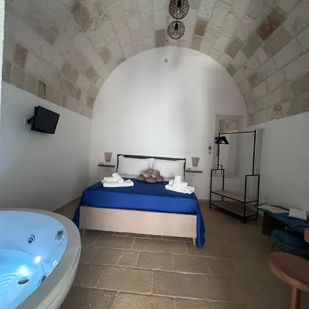 B&B Le Perle Di Ba - With Jacuzzi In Polignano 폴리나노 아마레
